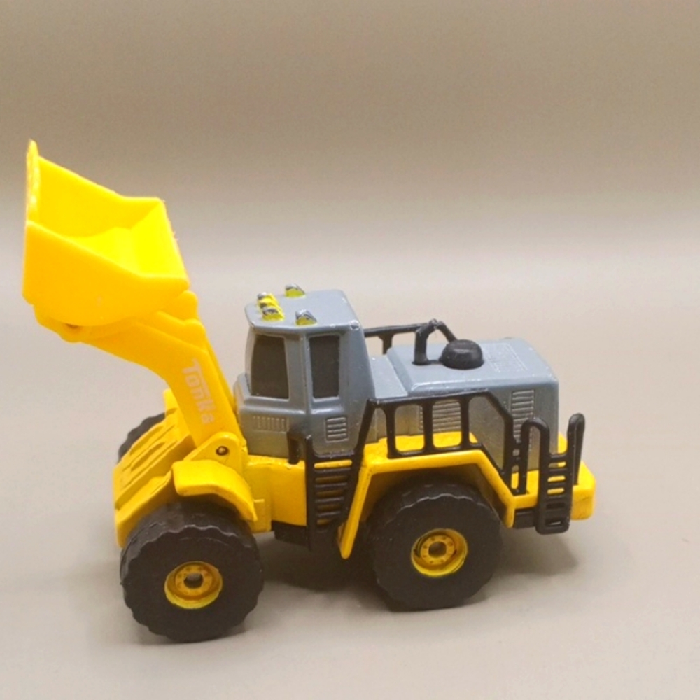 Tonka Funrise, Metal, Tobi Yellow and Gray Toy Loader